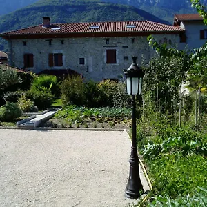 https://la-maison-deuterpe.hotels-rhonealpes.com
